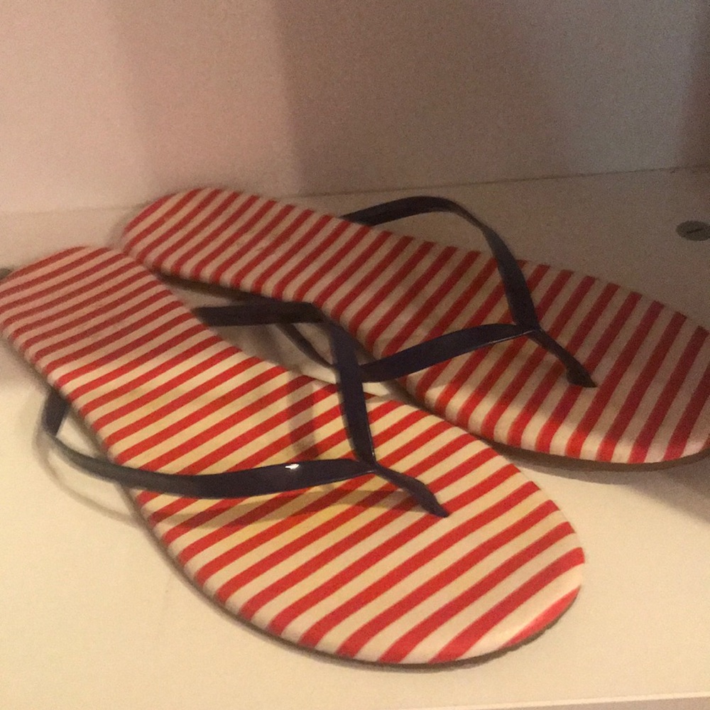 Sandles